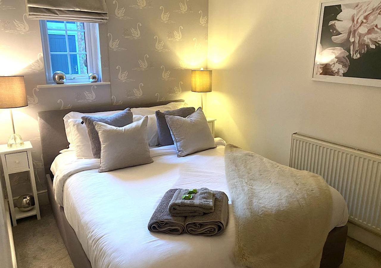 The Lodge Chester - Luxury Apartment For Two, With Free Parking! Hough Green Bagian luar foto